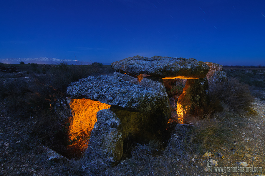 Dolmen 84 del Parque megal�tico de Gorafe.