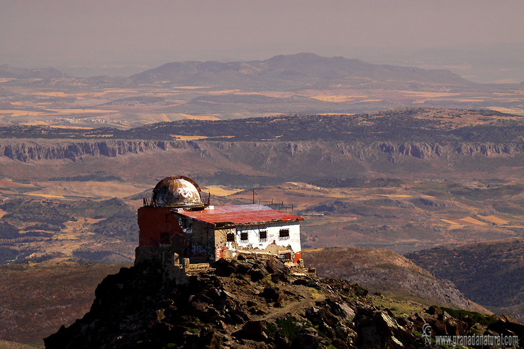 Observatorio astronómico Mojón del Trigo. 